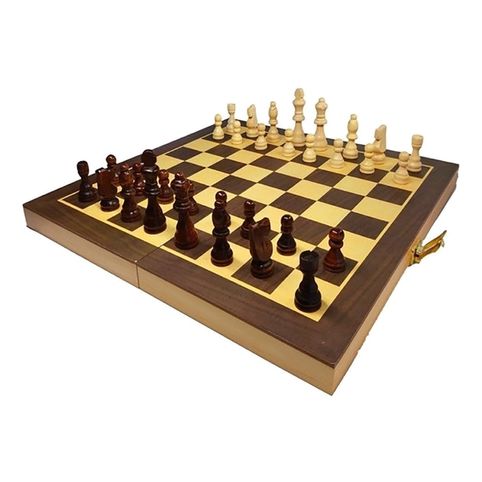 xadrez de madeira em uma variedade de posições. 4434077 Foto de